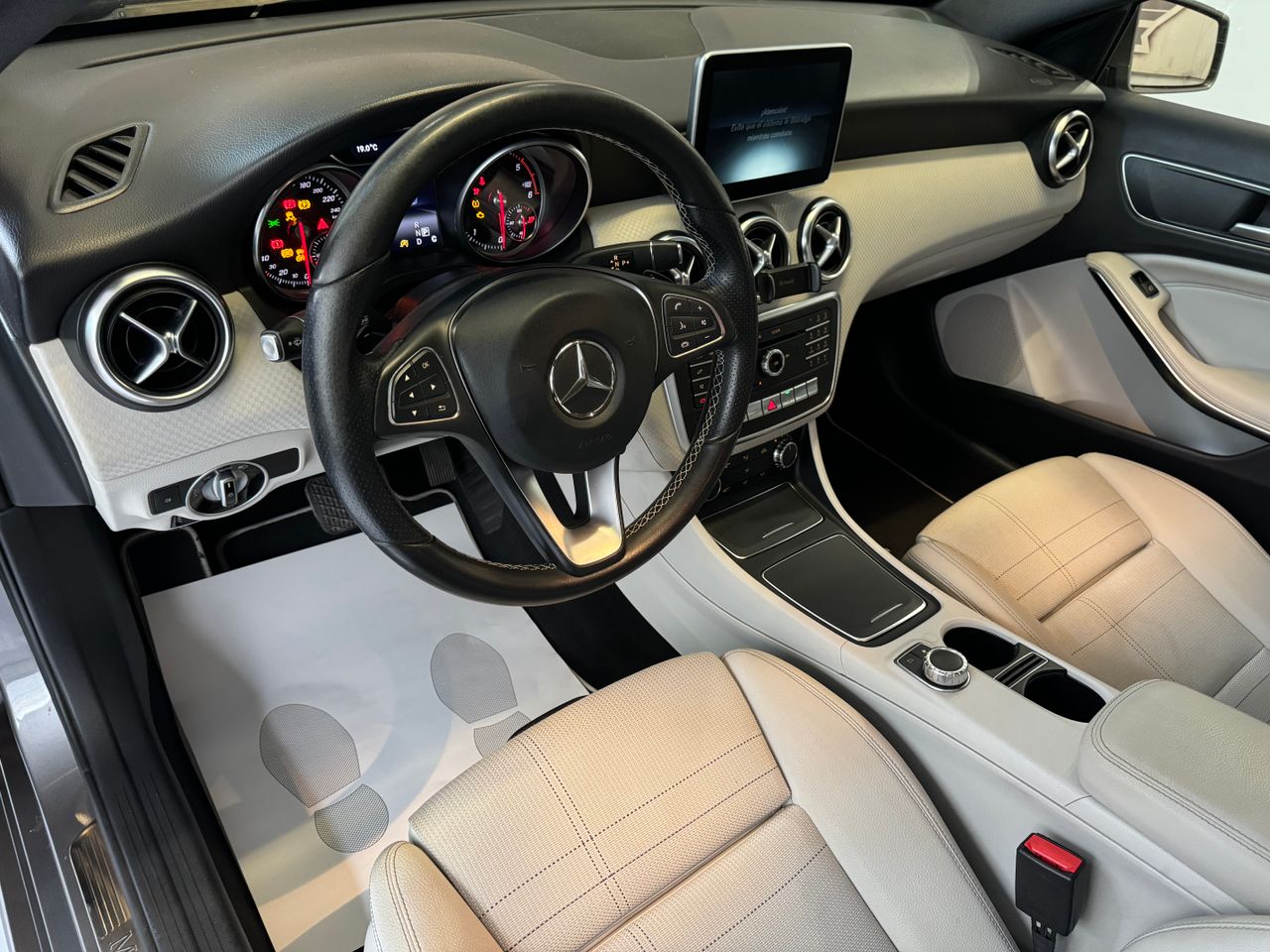 Foto Mercedes-Benz Clase A 6