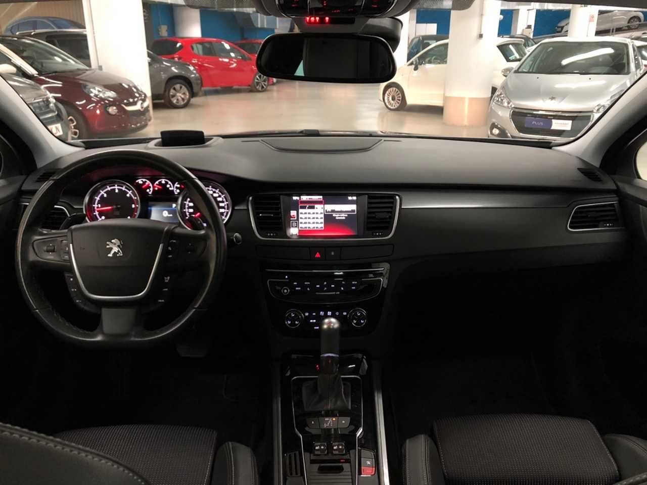 Foto Peugeot 508 RXH 30