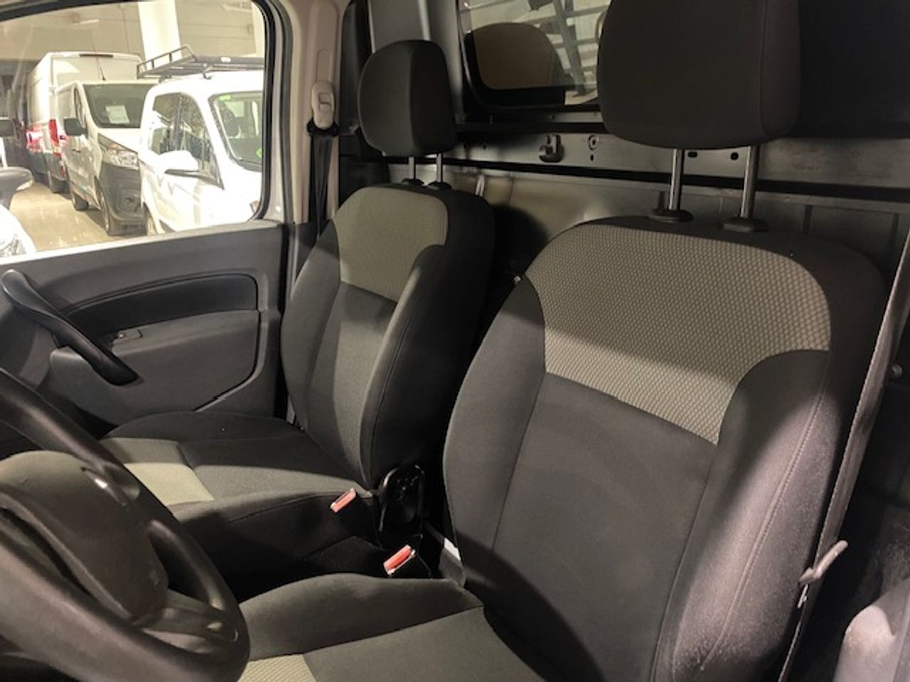 Foto Renault Kangoo 24