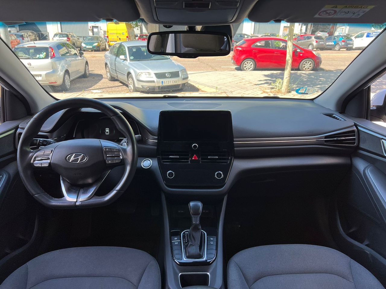 Foto Hyundai IONIQ 18