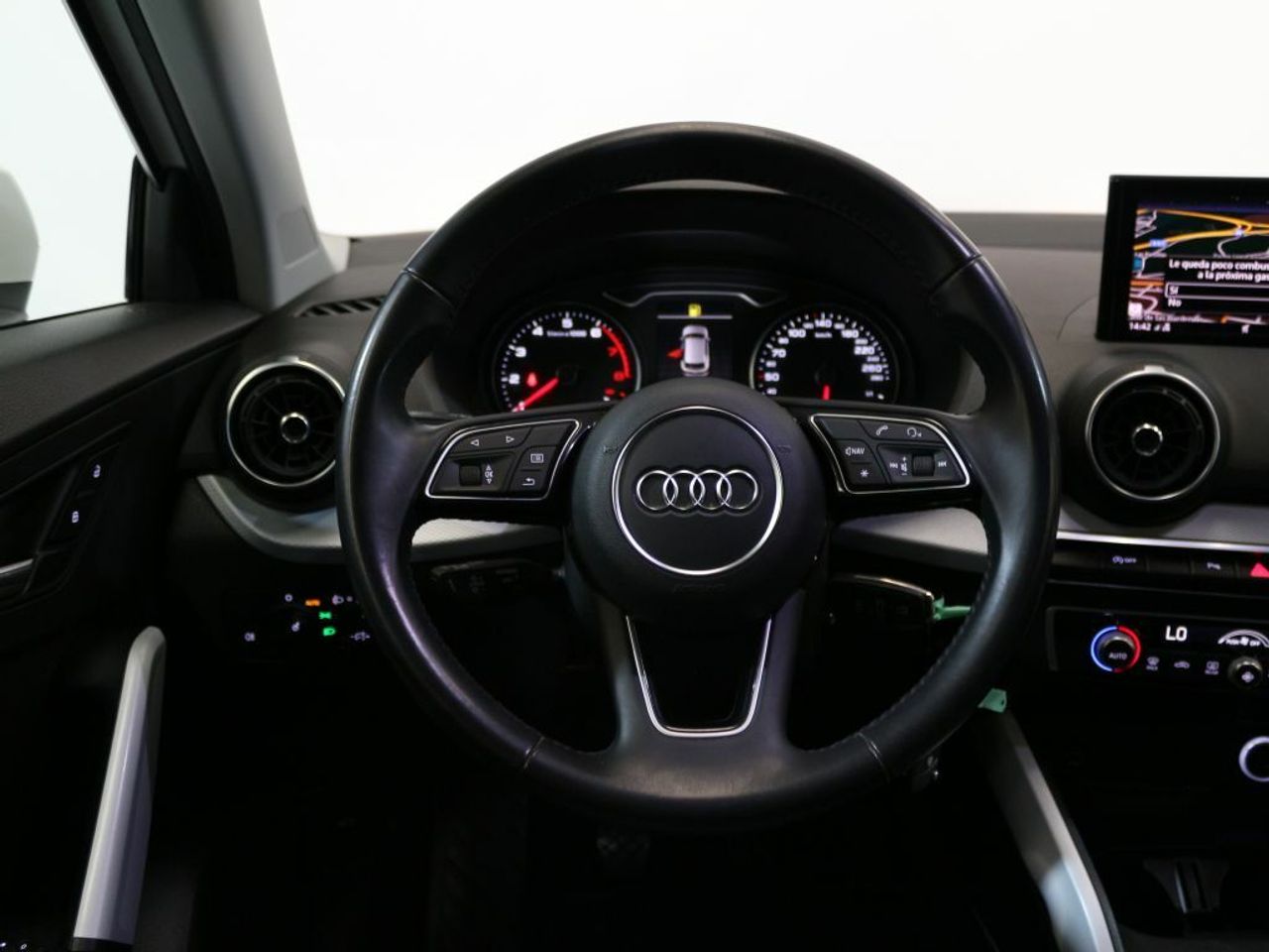 Foto Audi Q2 15