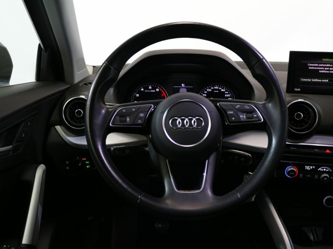 Foto Audi Q2 14