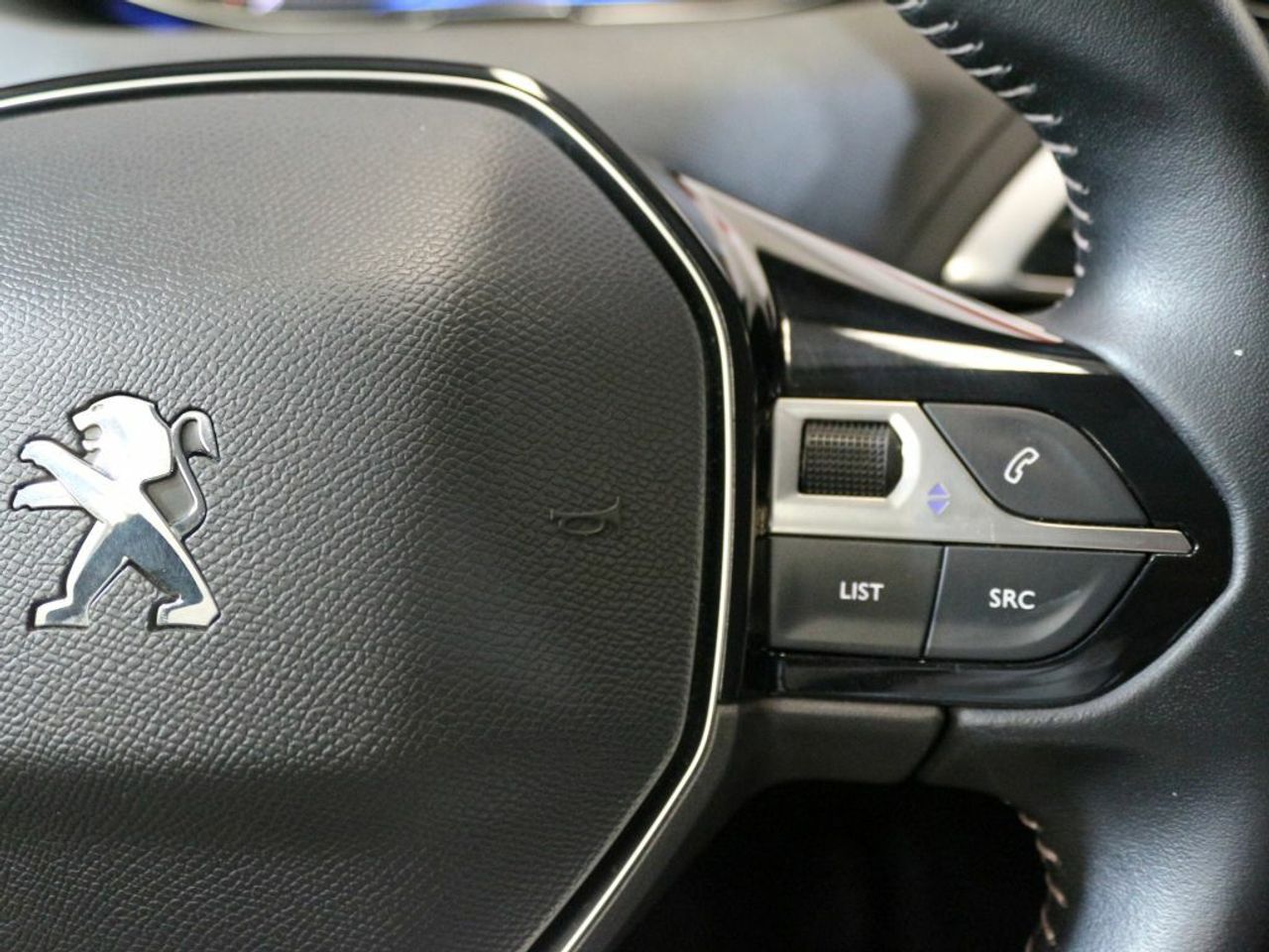 Foto Peugeot 3008 16