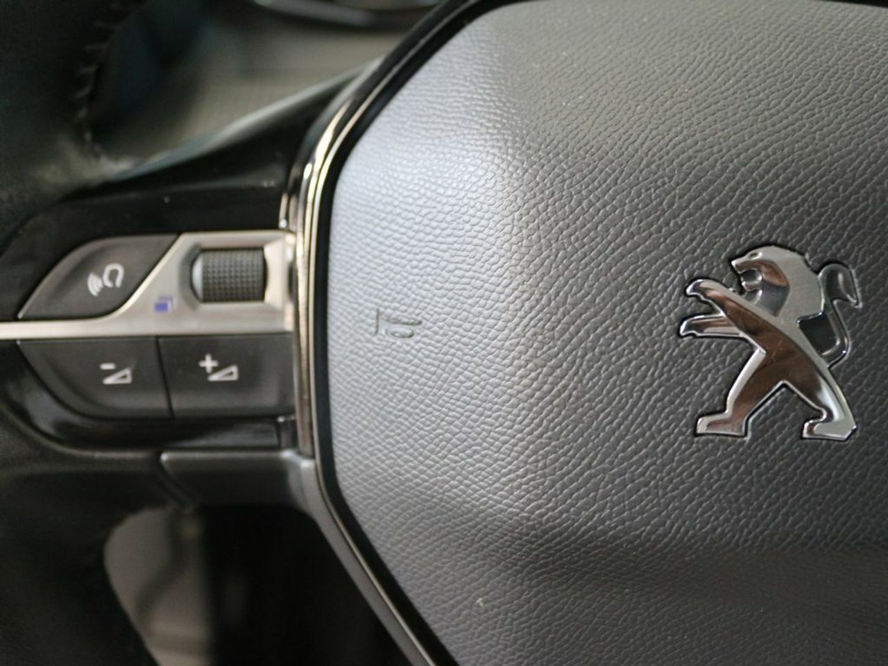 Foto Peugeot 2008 14