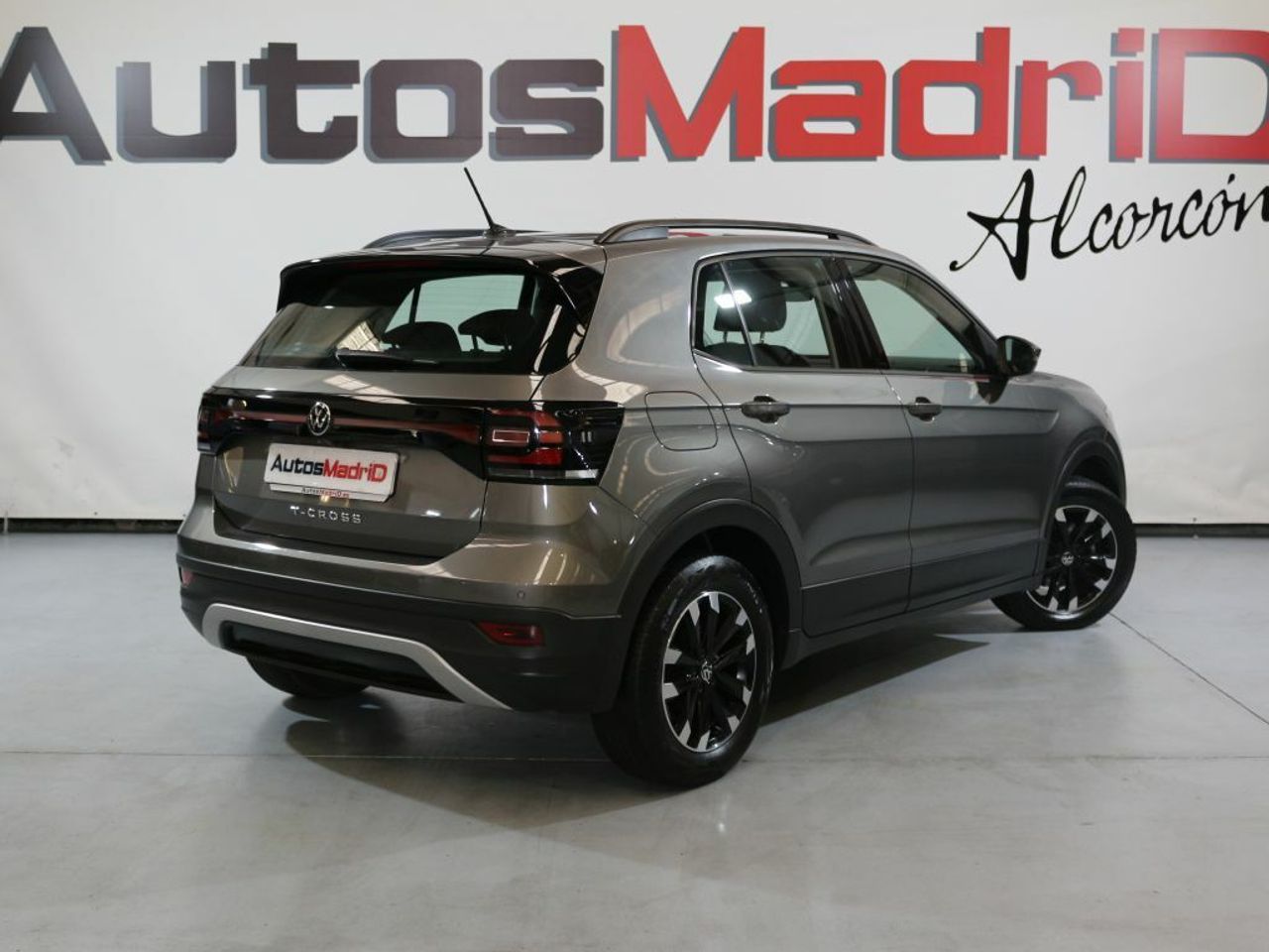 Foto Volkswagen T-Cross 2