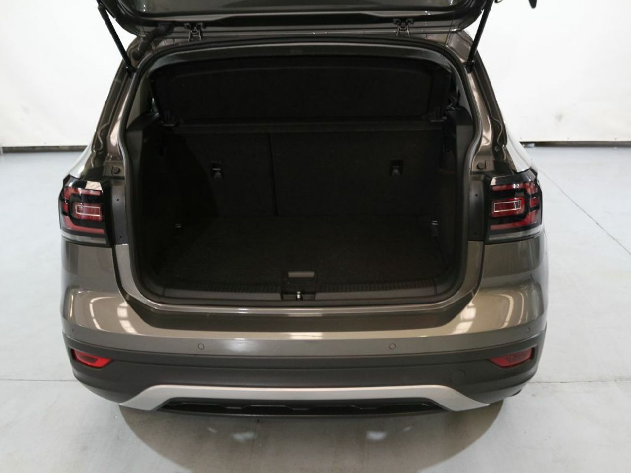 Foto Volkswagen T-Cross 5