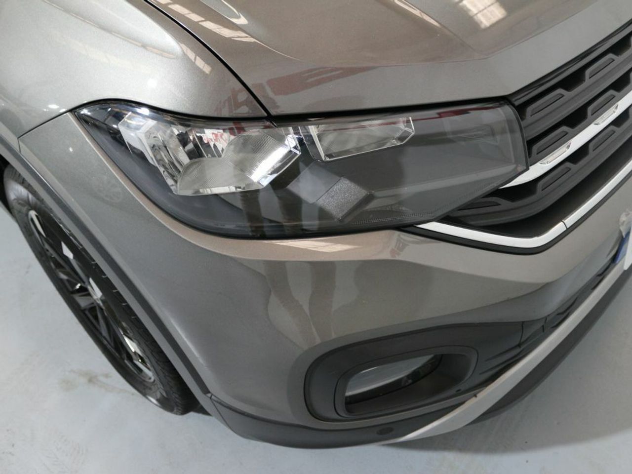 Foto Volkswagen T-Cross 30