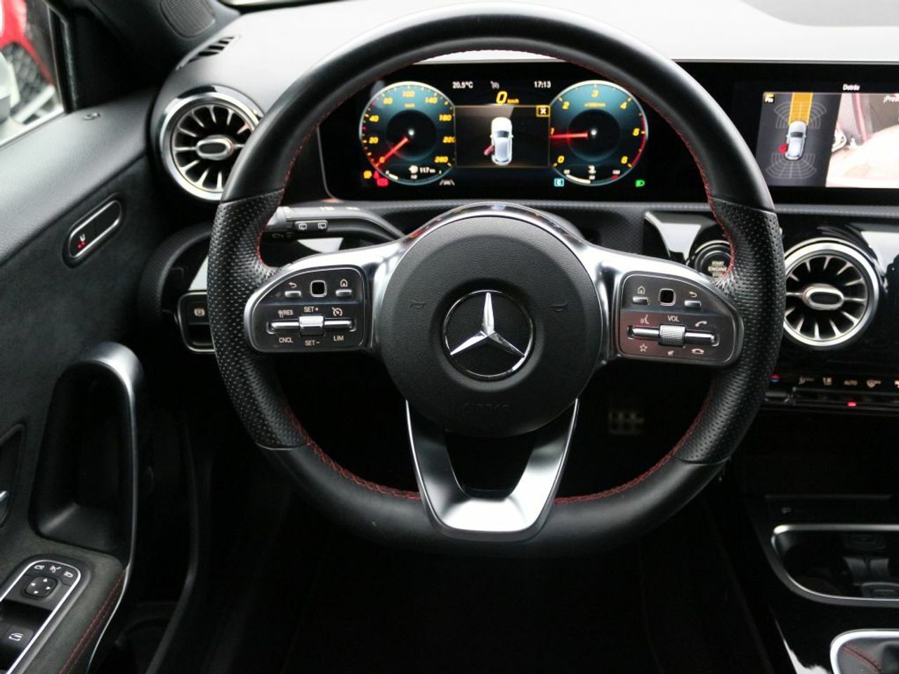 Foto Mercedes-Benz Clase A 18