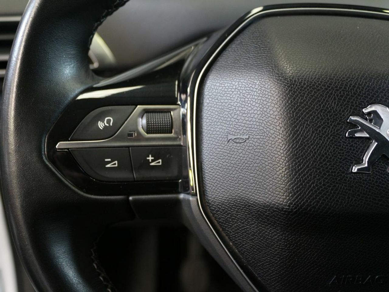 Foto Peugeot 5008 18