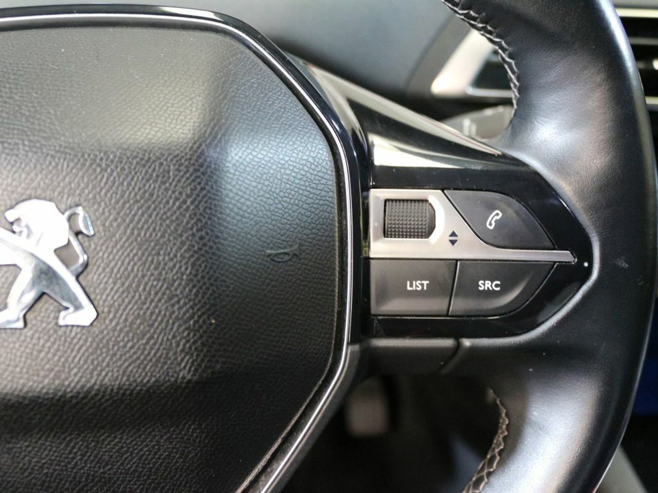 Foto Peugeot 5008 19