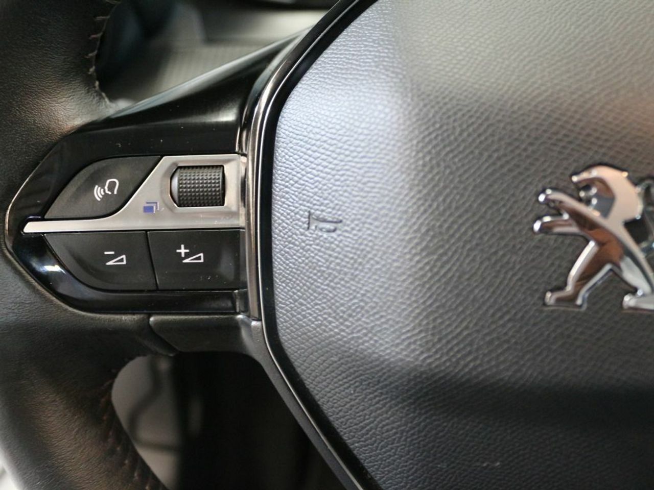 Foto Peugeot 2008 14