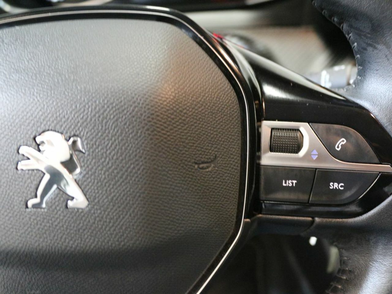 Foto Peugeot 2008 15