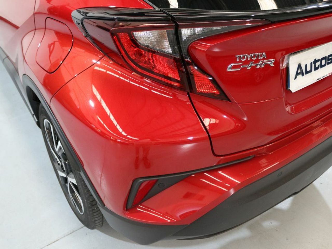 Foto Toyota C-HR 28