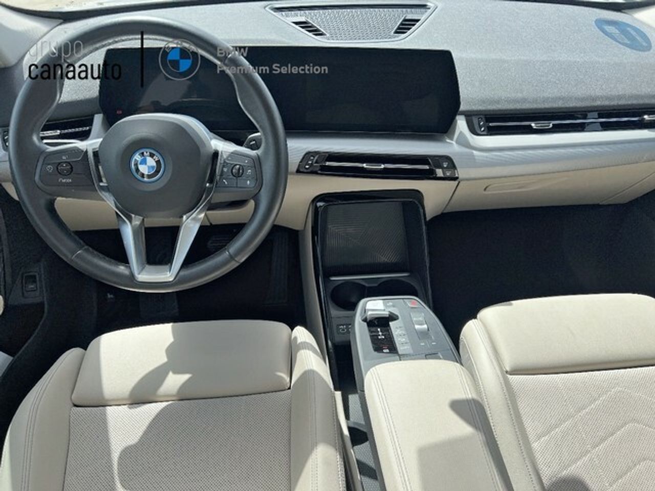 Foto BMW iX1 7