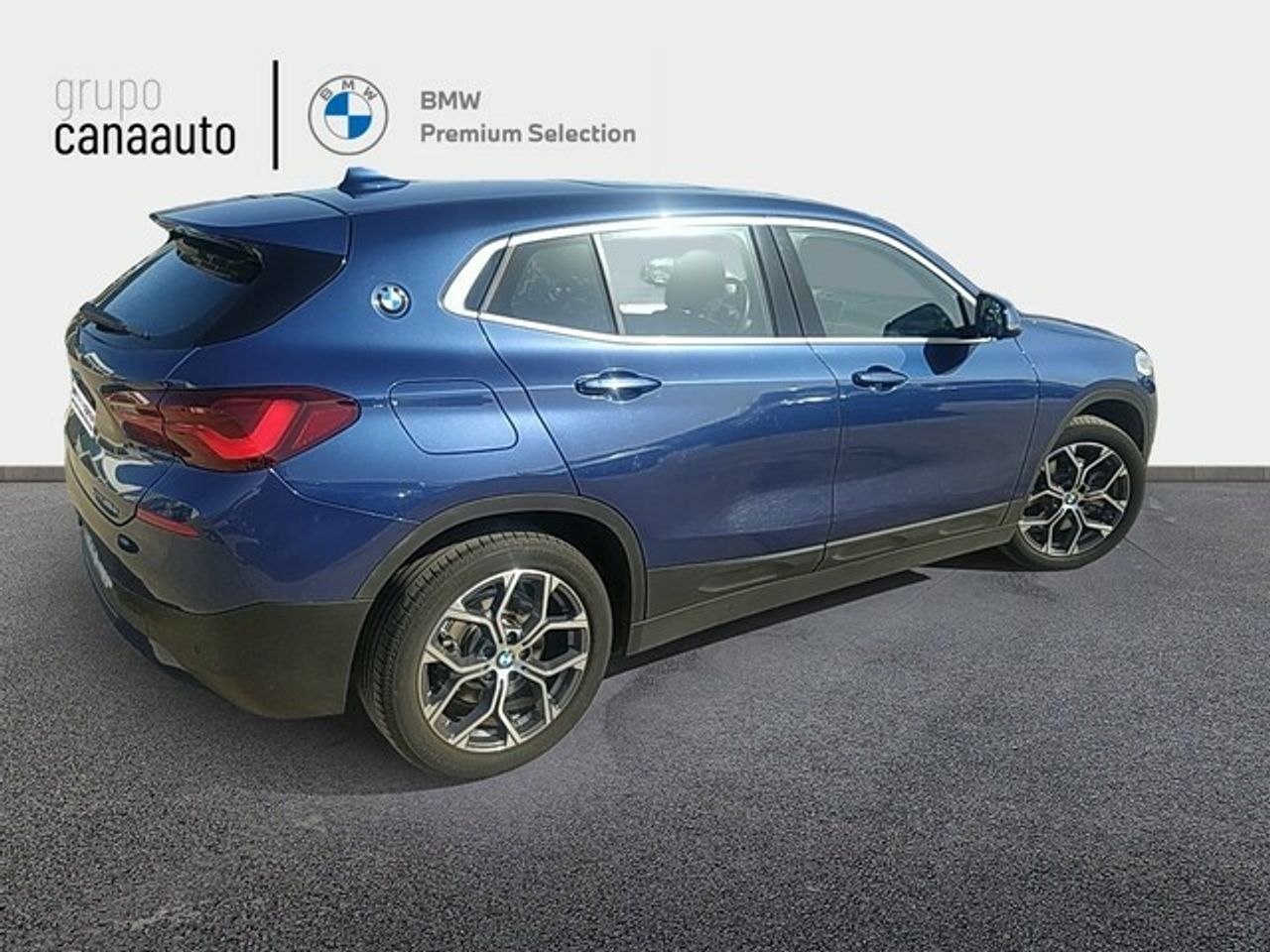 Foto BMW X2 4