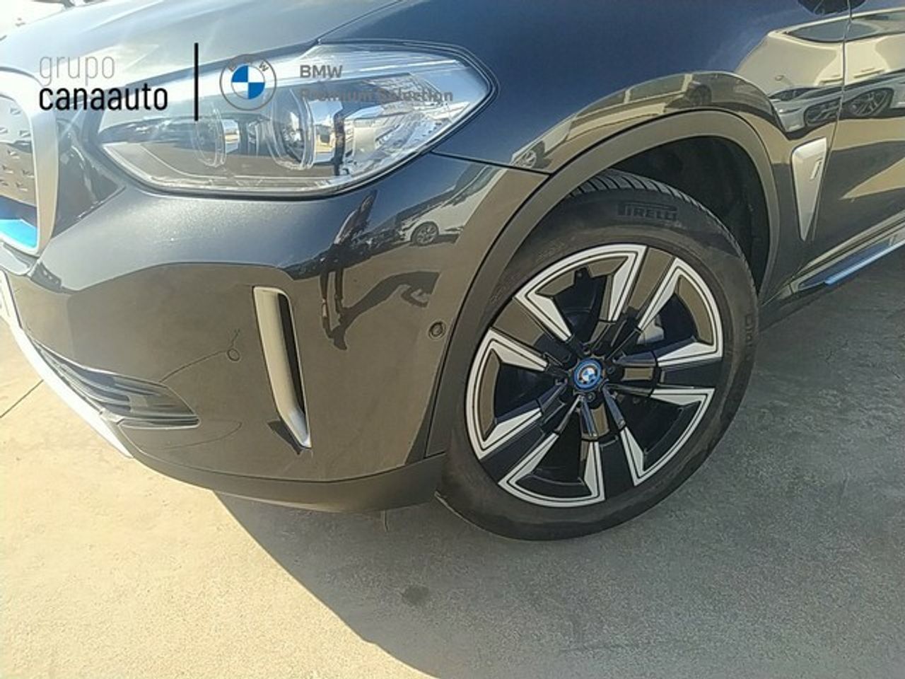 Foto BMW iX3 6