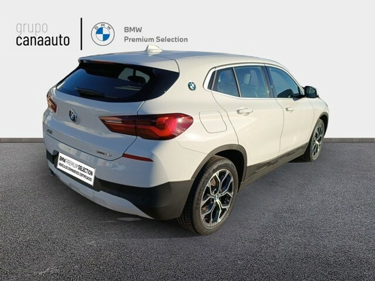 Foto BMW X2 4