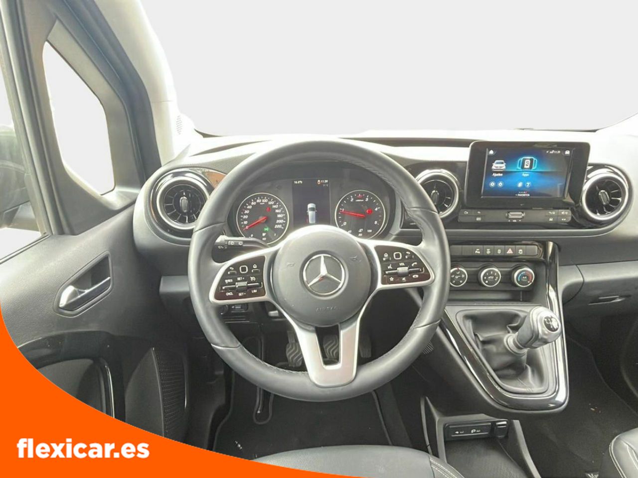Foto Mercedes-Benz Clase T 15