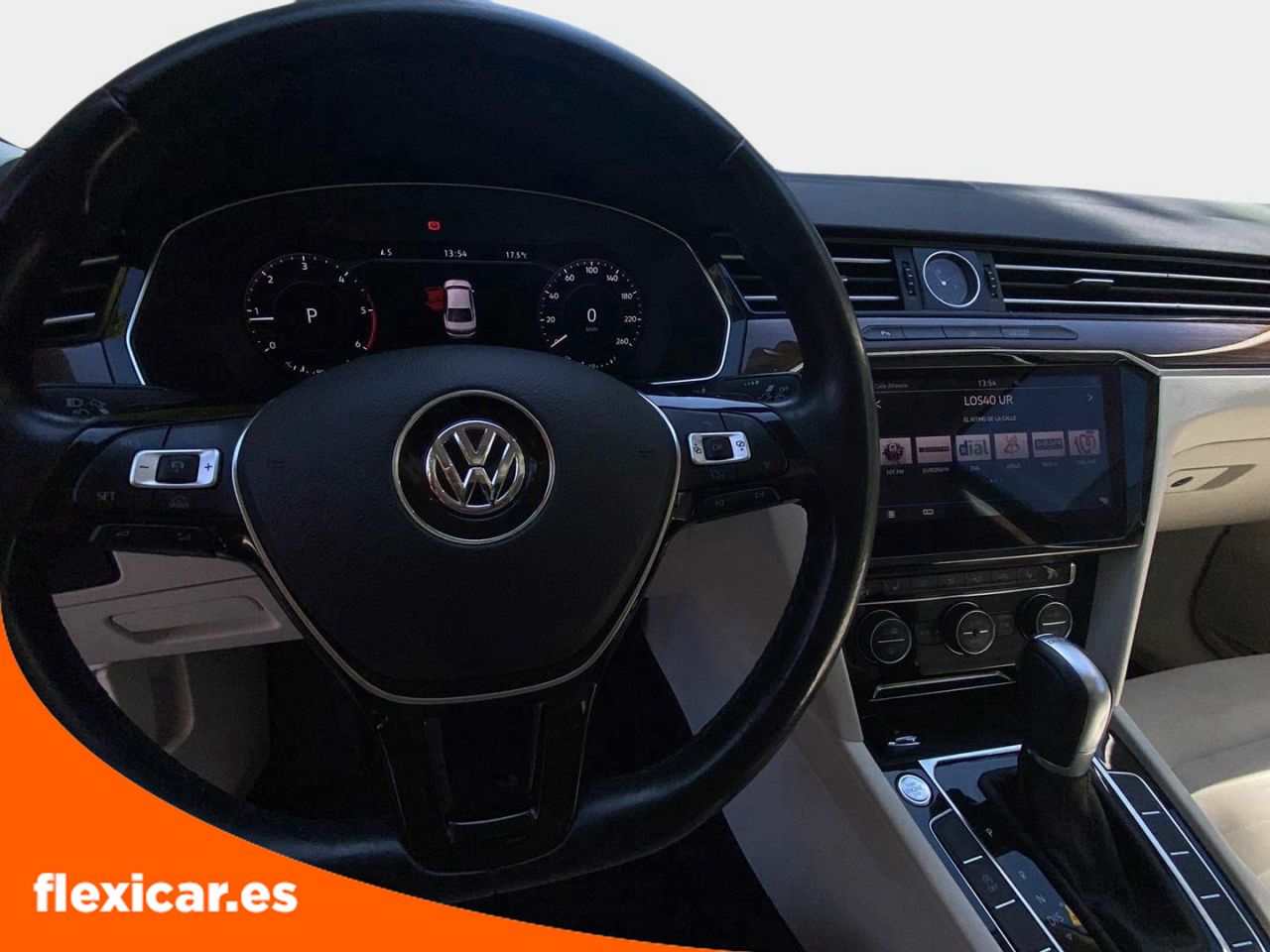 Foto Volkswagen Passat 15