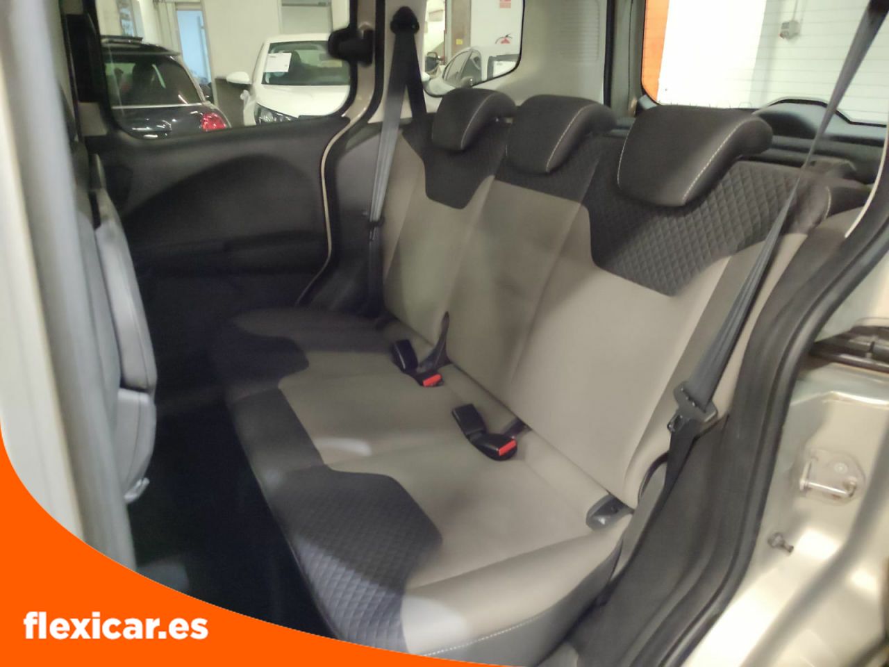 Foto Ford Tourneo Courier 17