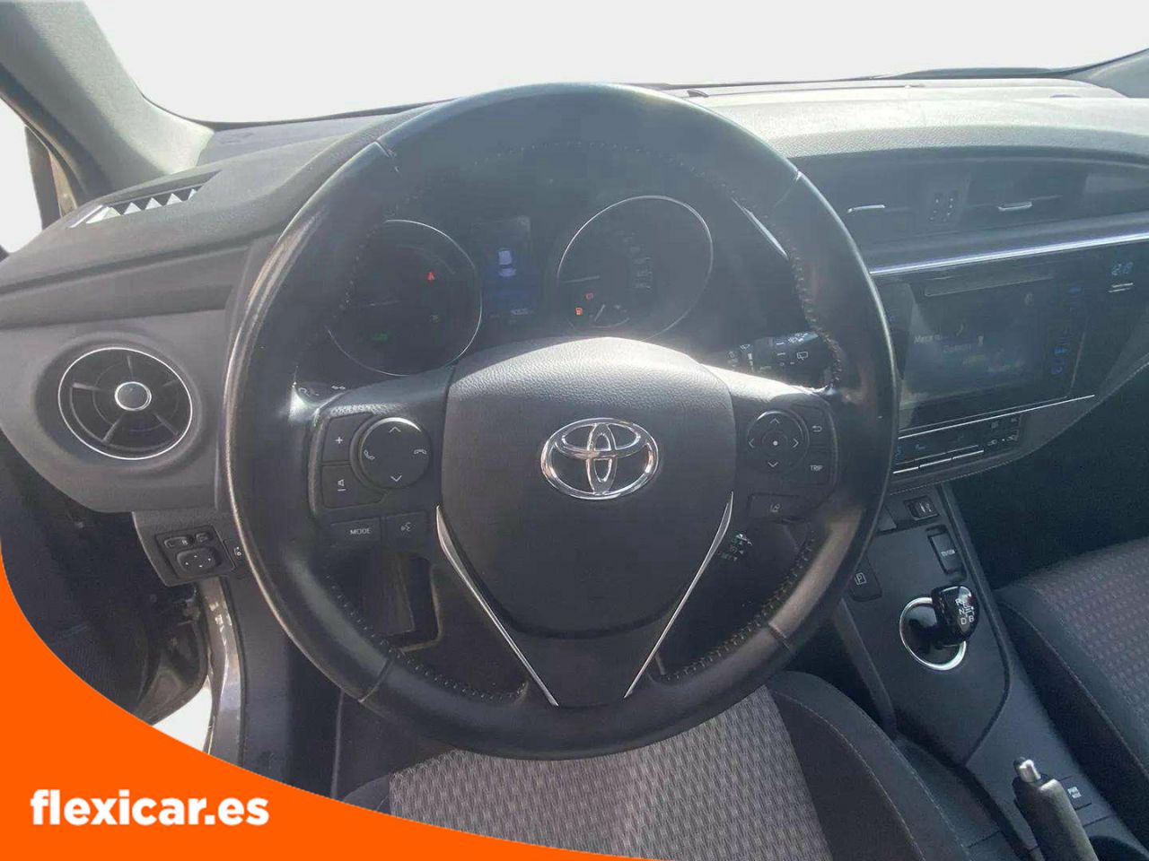 Foto Toyota Auris 12