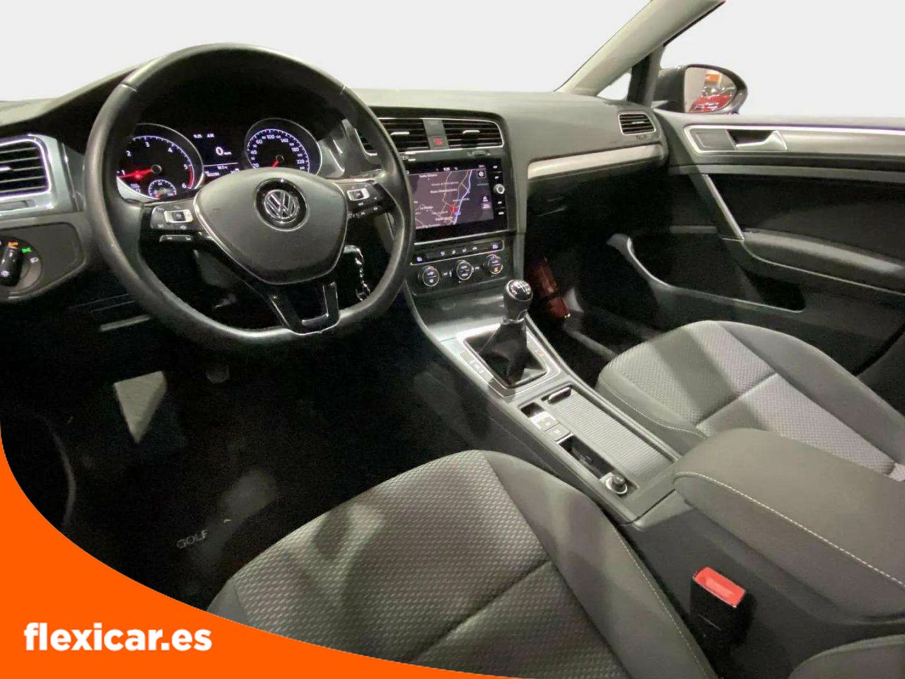 Foto Volkswagen Golf 33