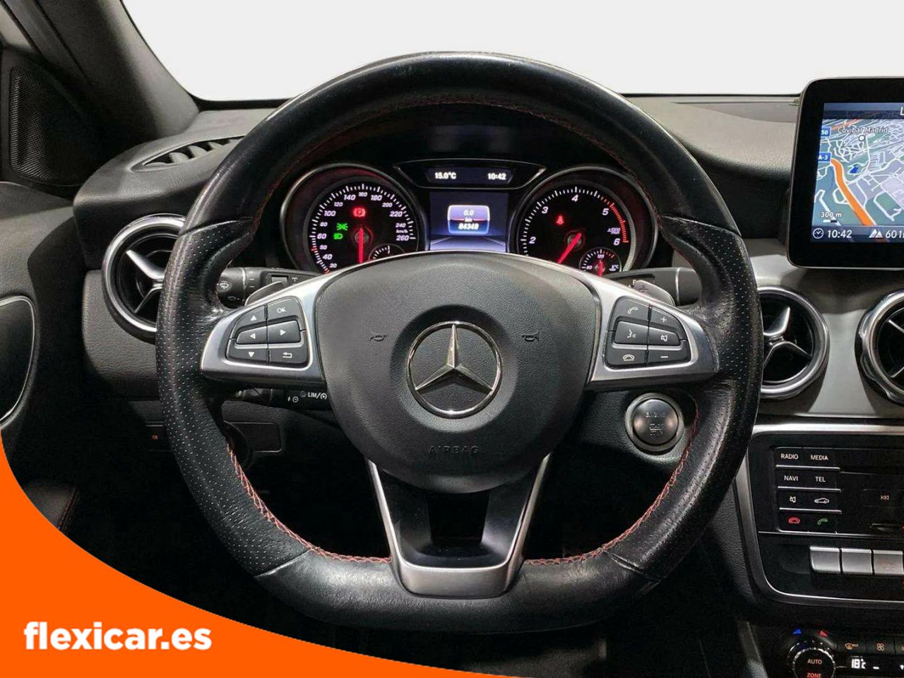 Foto Mercedes-Benz Clase GLA 20