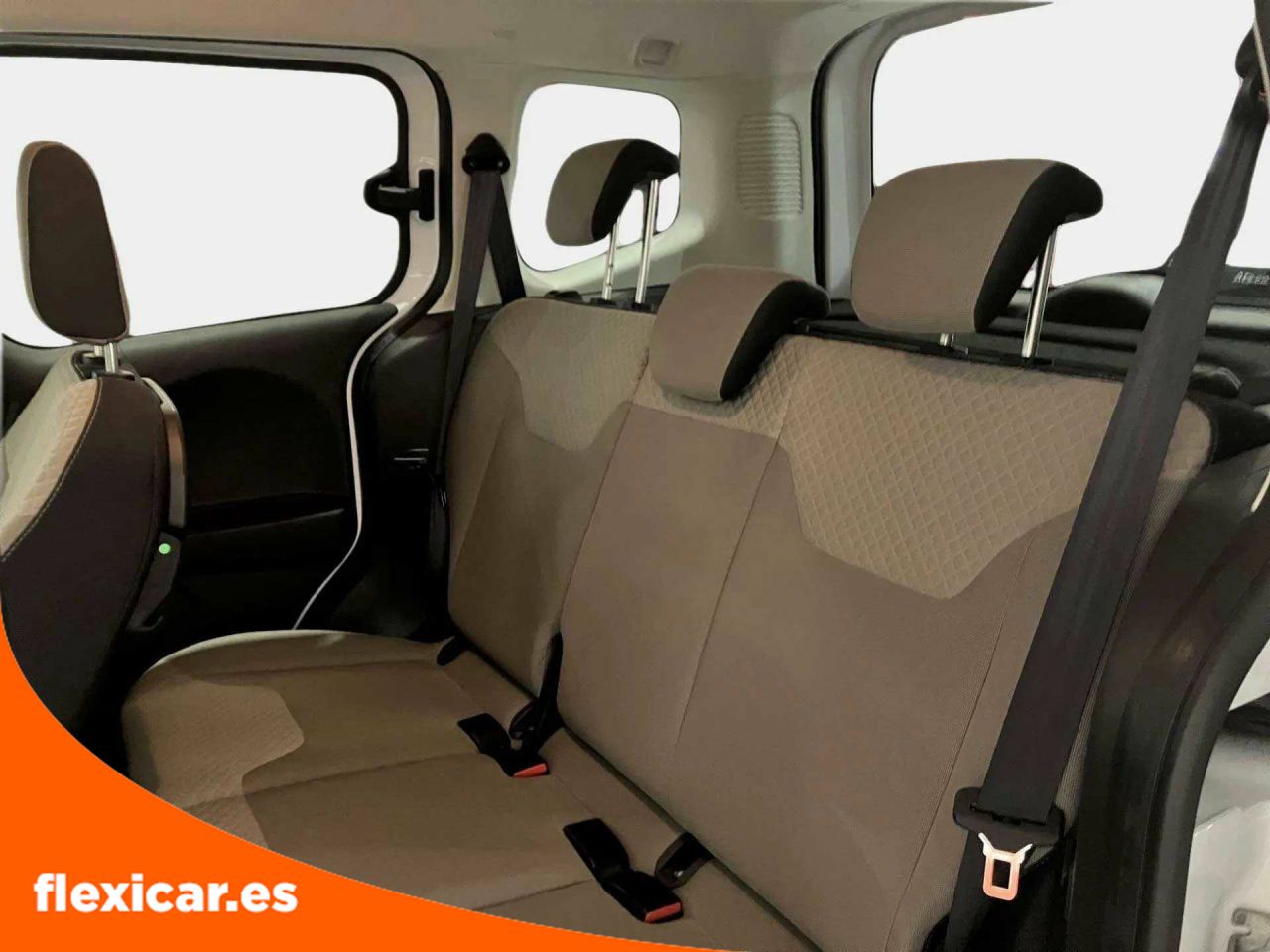 Foto Ford Tourneo Courier 24