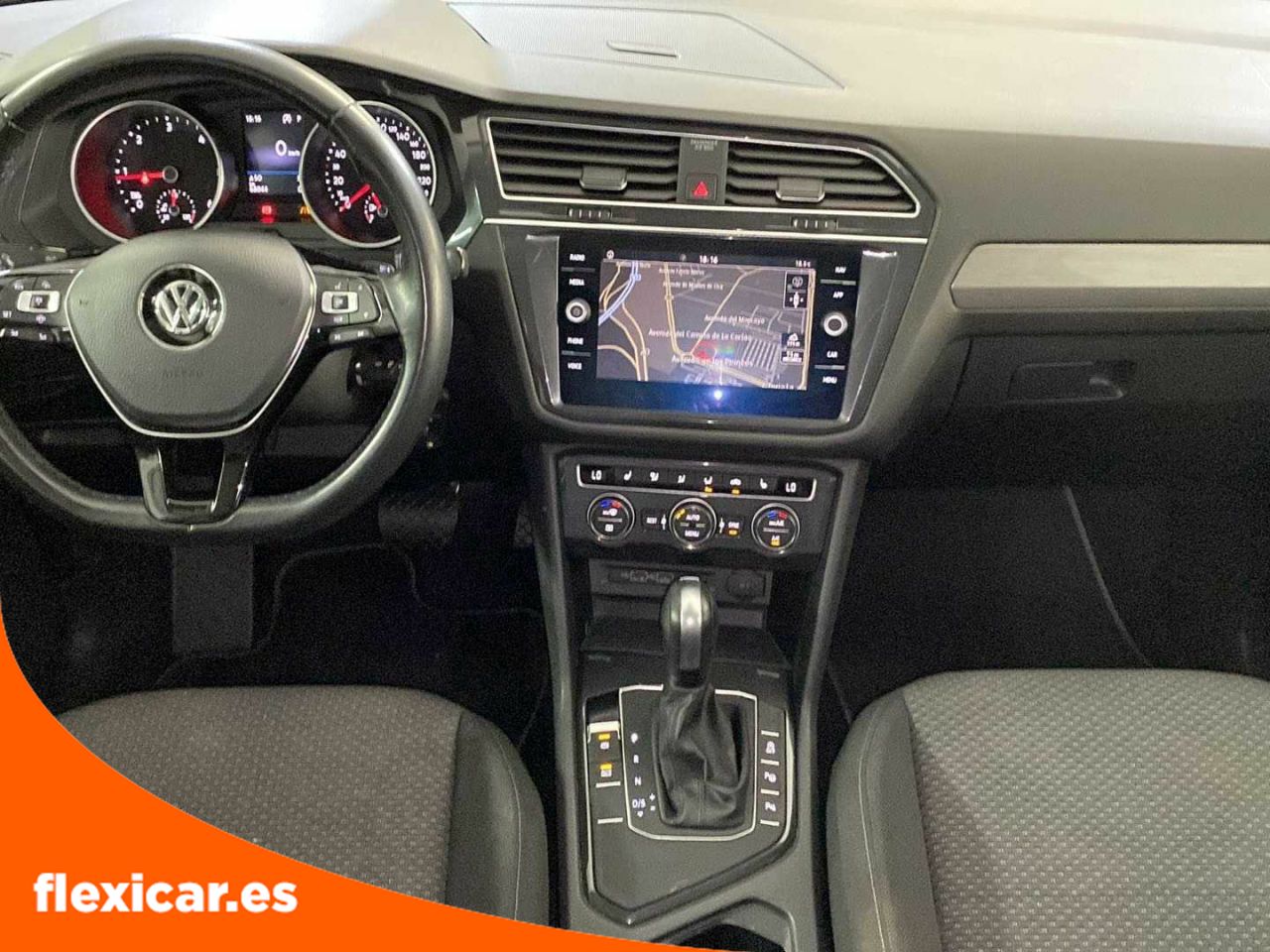 Foto Volkswagen Tiguan 16