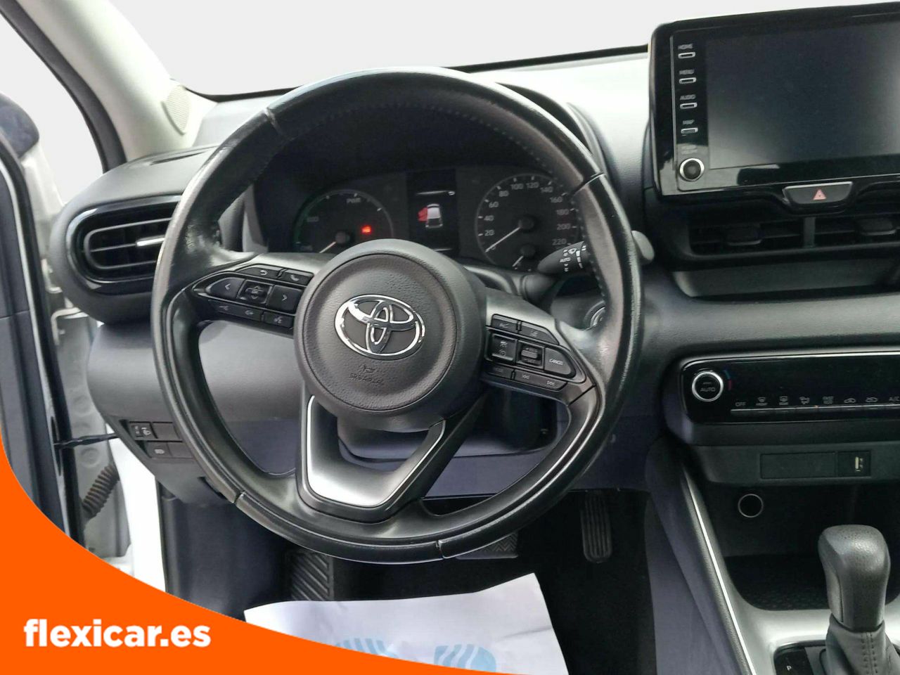 Foto Toyota Yaris 12