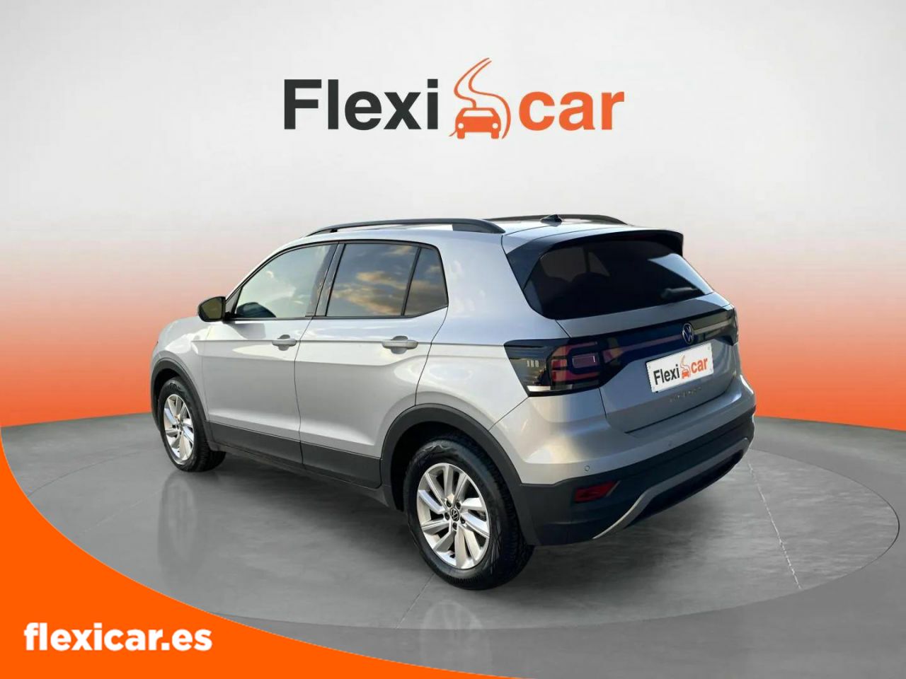 Foto Volkswagen T-Cross 5