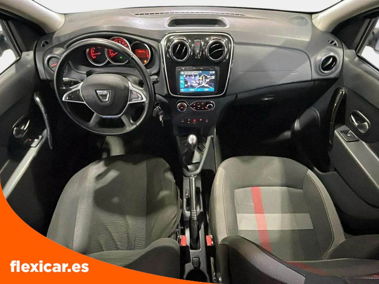 Foto Dacia Sandero 16