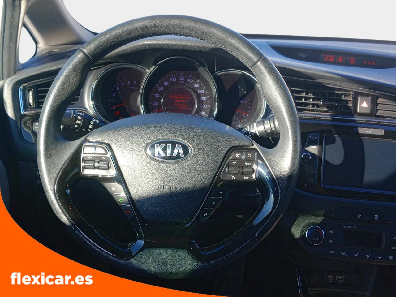 Foto Kia Ceed 12