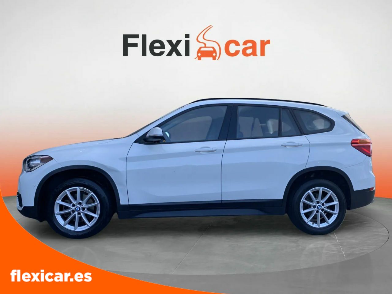 Foto BMW X1 9