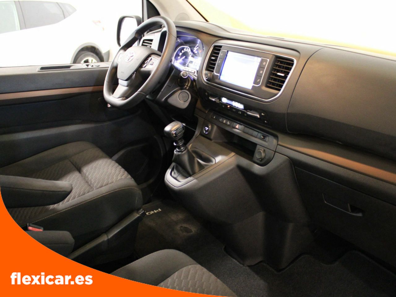 Foto Toyota Proace Verso 22