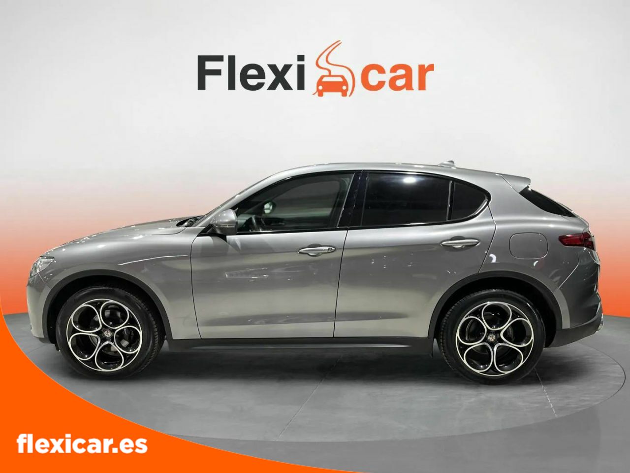 Foto Alfa Romeo Stelvio 4