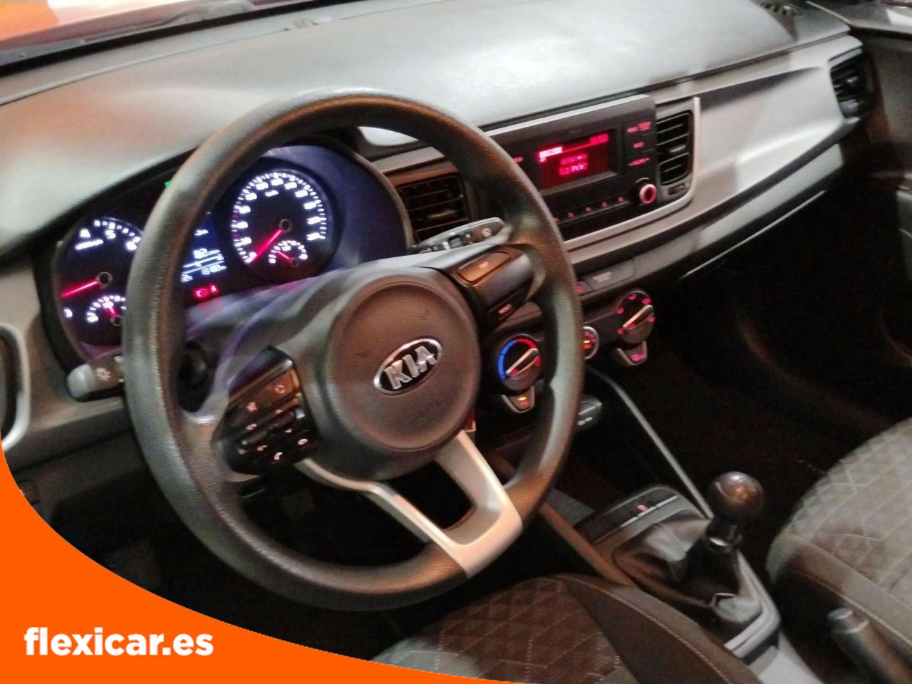 Foto Kia Rio 16