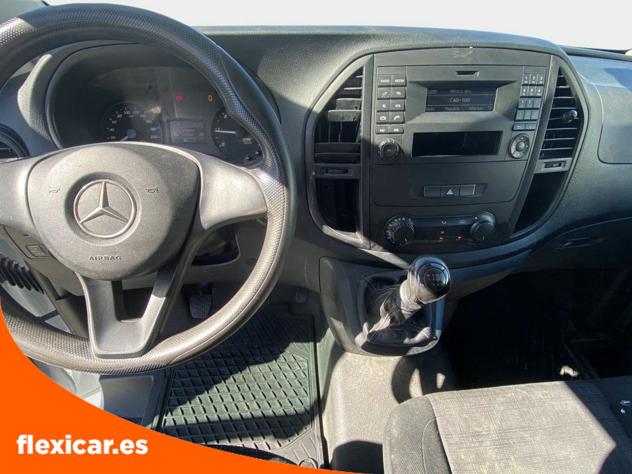 Foto Mercedes-Benz Vito 11