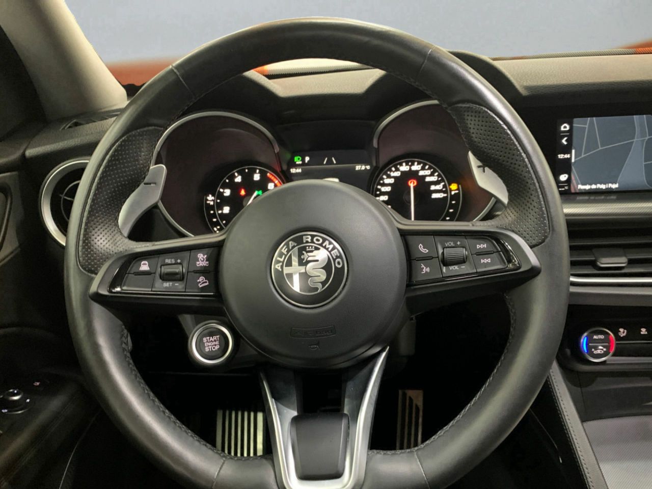 Foto Alfa Romeo Stelvio 14