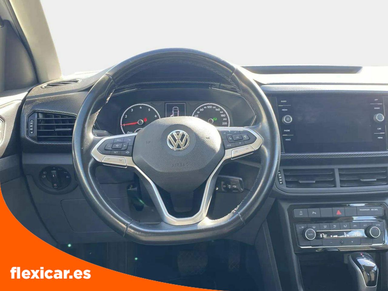 Foto Volkswagen T-Cross 12