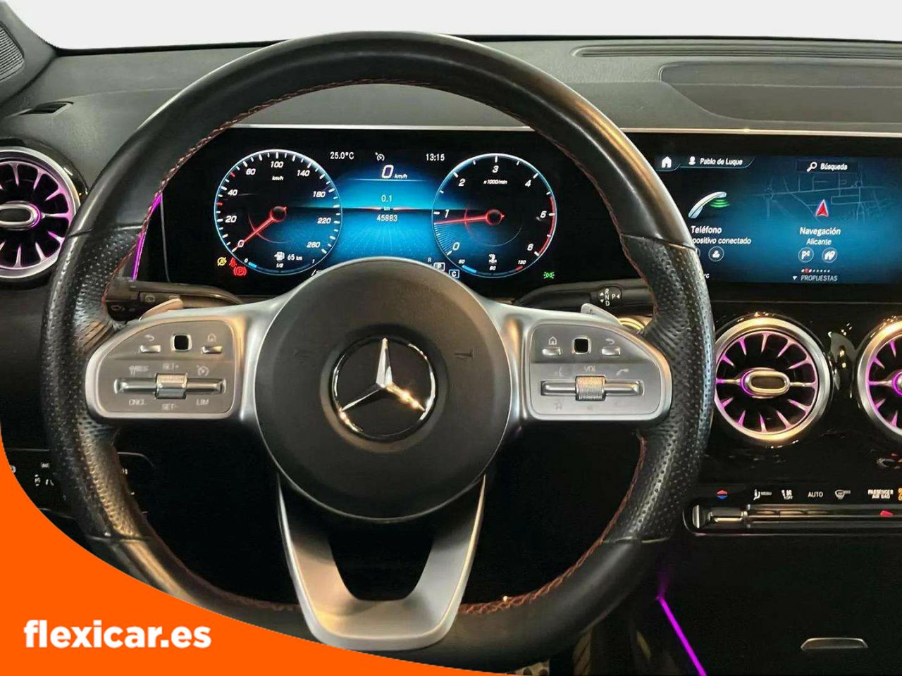 Foto Mercedes-Benz Clase GLB 12