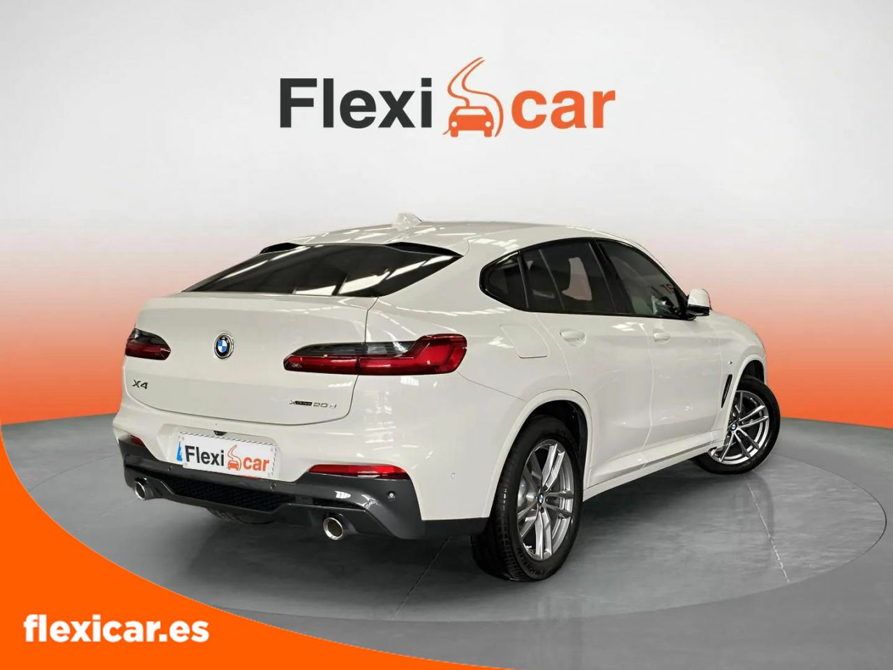 Foto BMW X4 8