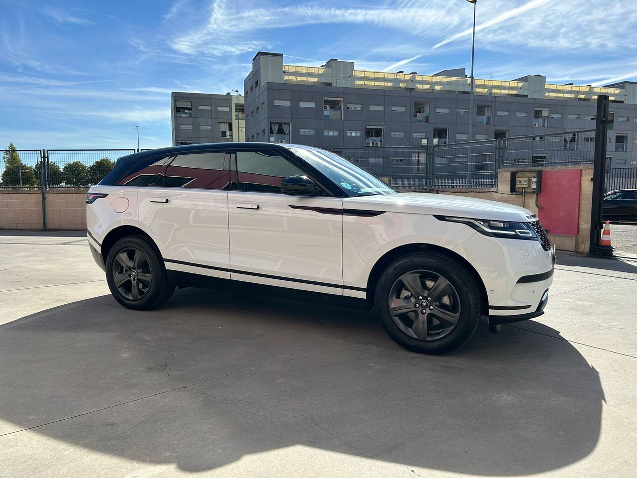 Foto Land-Rover Range Rover Velar 3