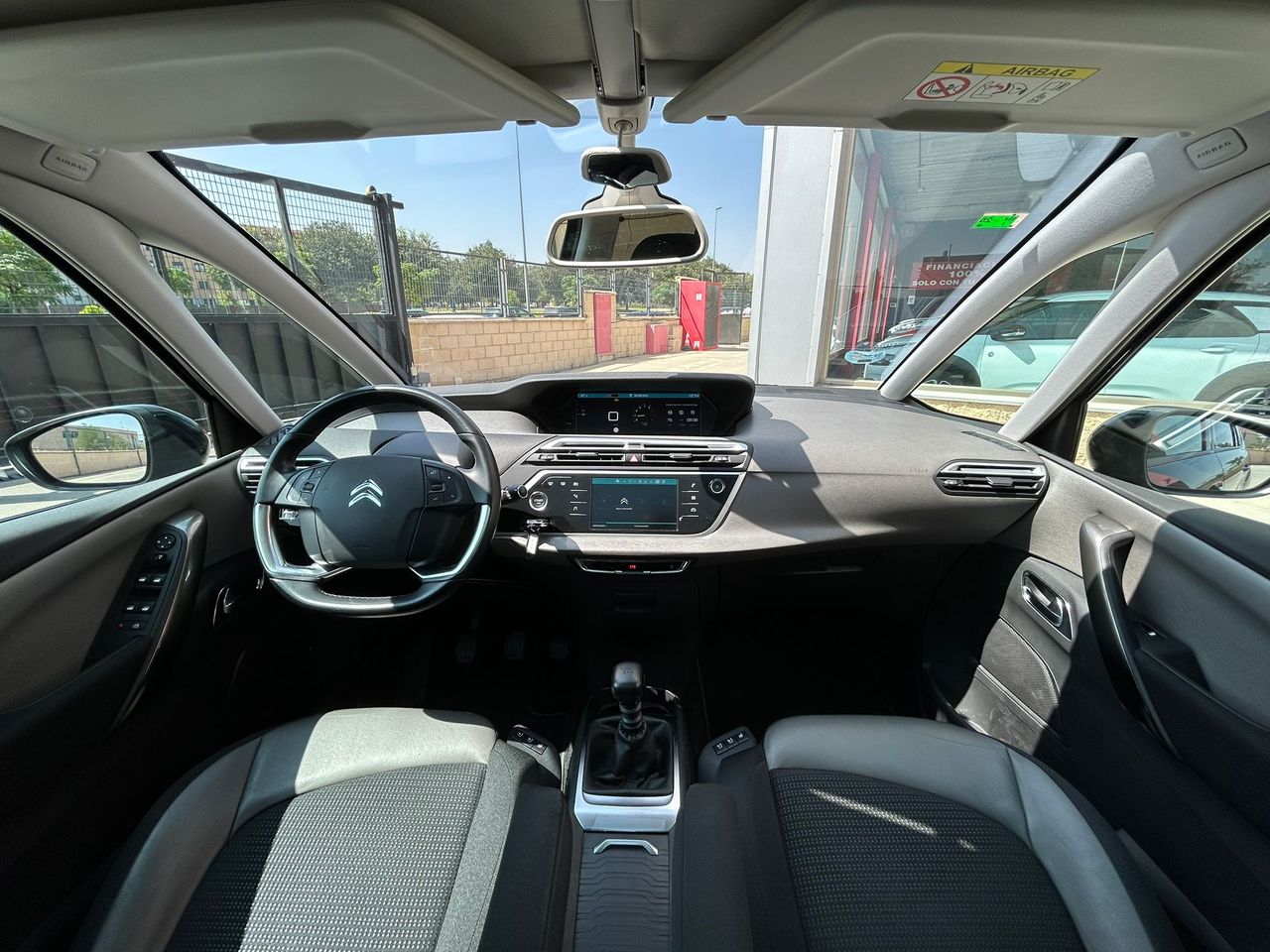 Foto Citroën Grand C4 SpaceTourer 13