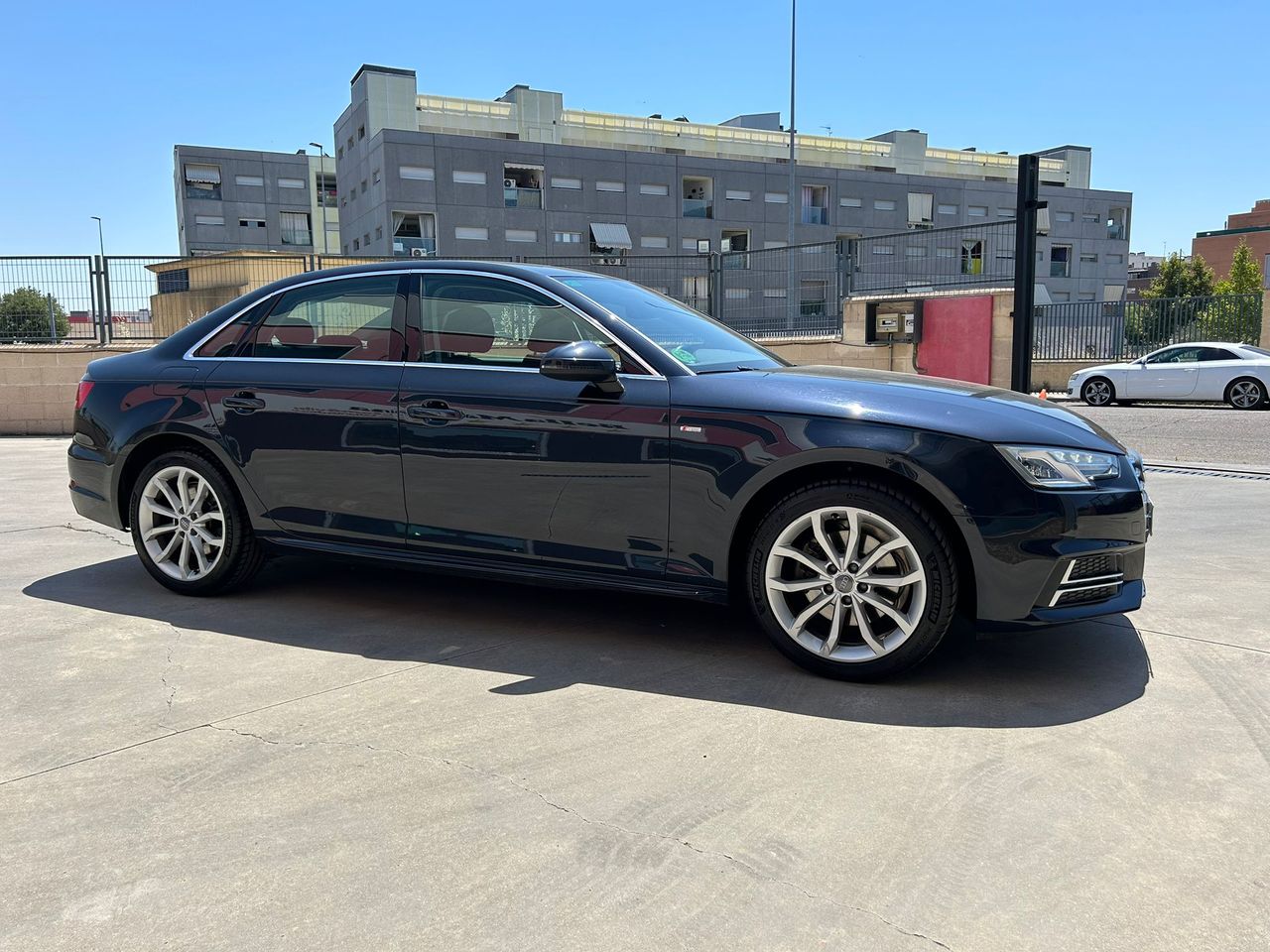 Foto Audi A4 3