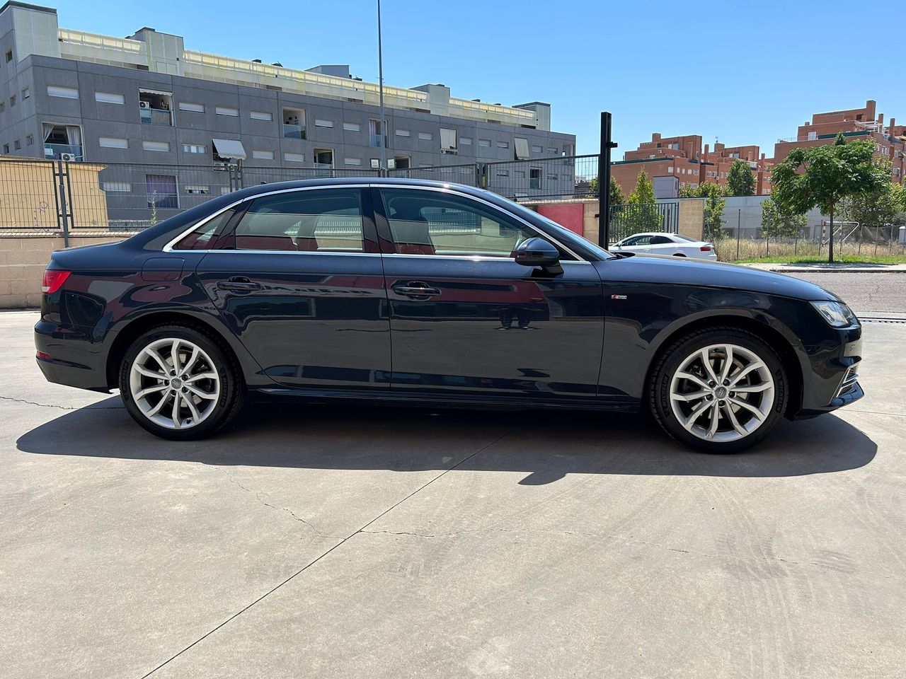 Foto Audi A4 5