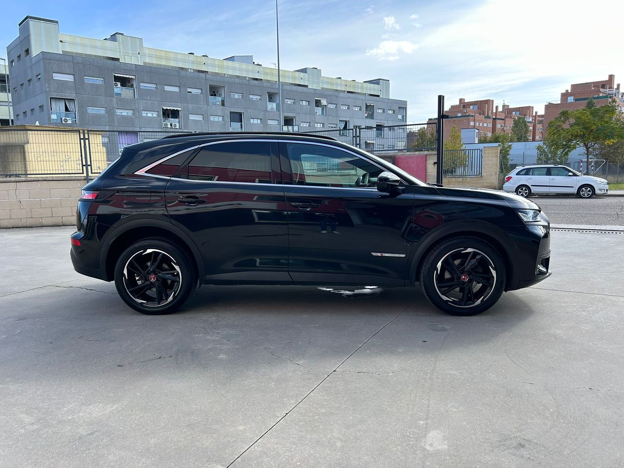 Foto DS Automobiles DS 7 Crossback 4