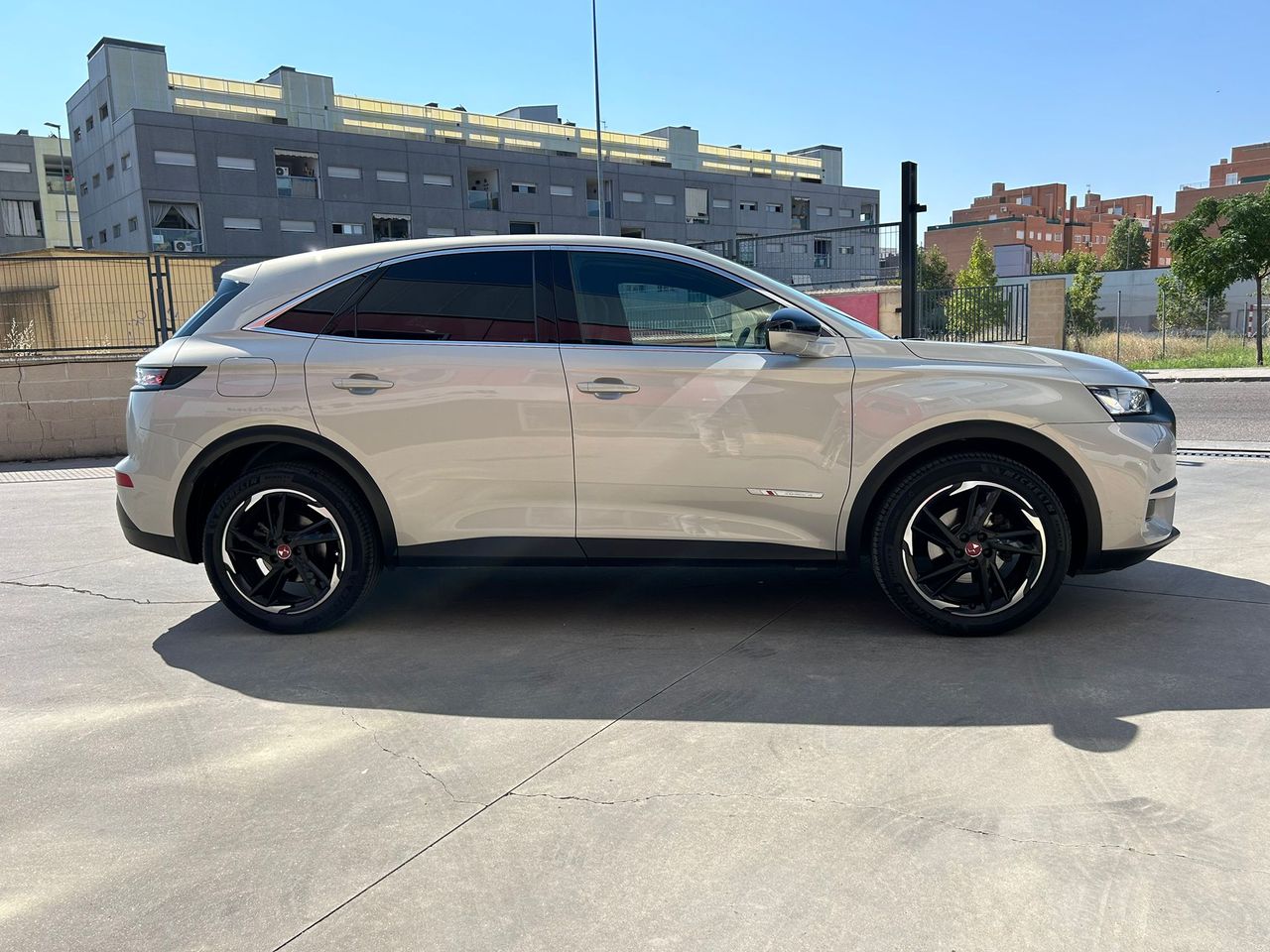 Foto DS Automobiles DS 7 Crossback 5