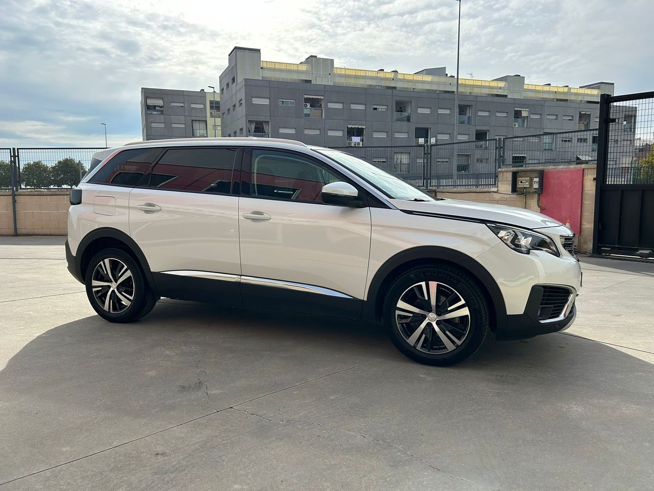 Foto Peugeot 5008 3