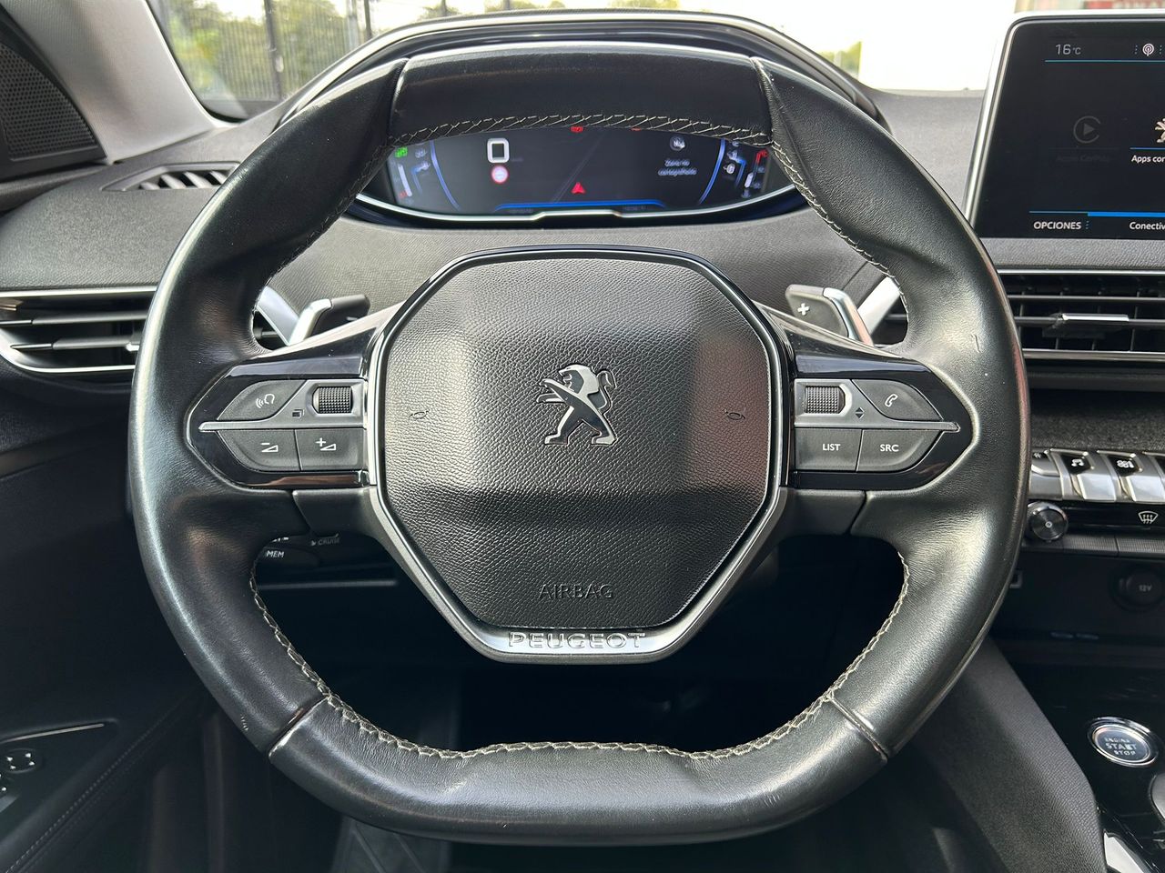 Foto Peugeot 5008 14